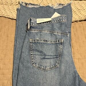 AE Dreamy Drape Stretch Super High-Waisted Baggy Wide-Leg Jean new with tags